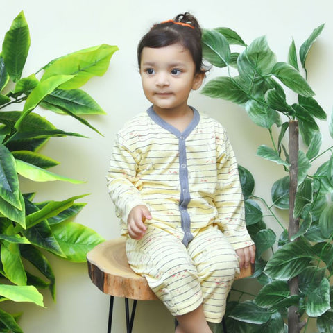 SB - Night Suit - Yellow Hen - N2418