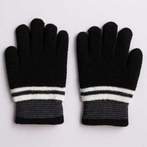 Pair of Gloves - Black (3-5 Years)