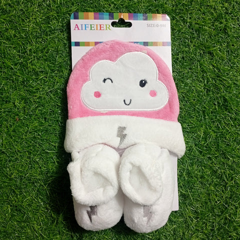 2 Pieces Set -  Cap & Booties - D18