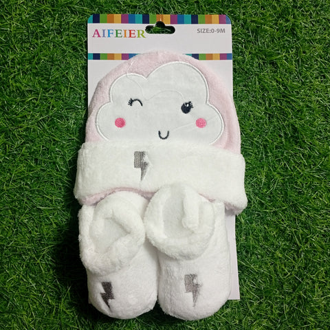 2 Pieces Set -  Cap & Booties - D17